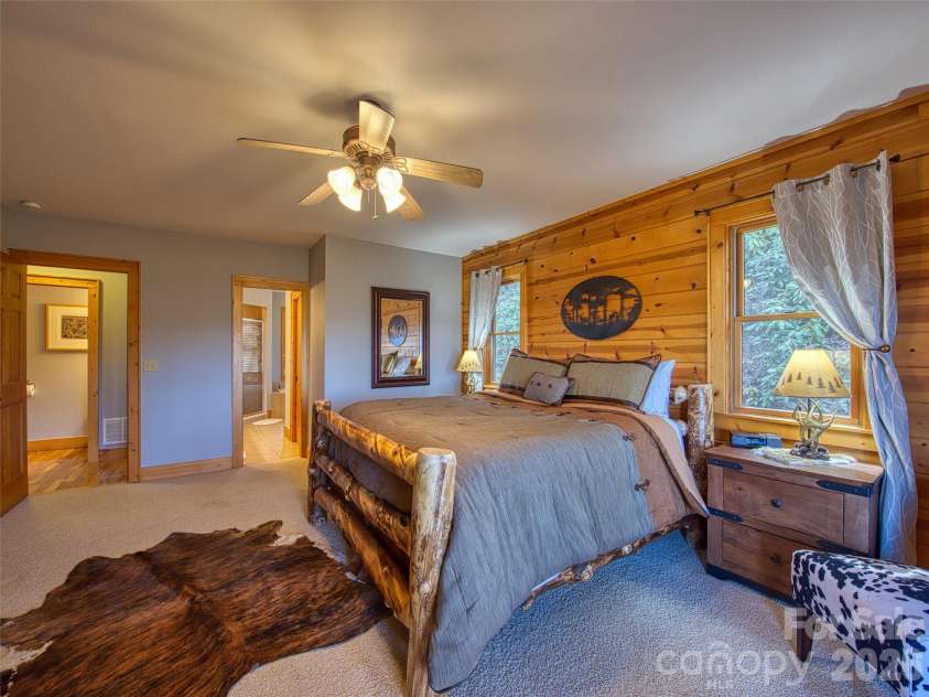 53 Kamama Trail, Maggie Valley, NC 28751.  MLS# CAR4396080, YatesRealty ID 45807. 