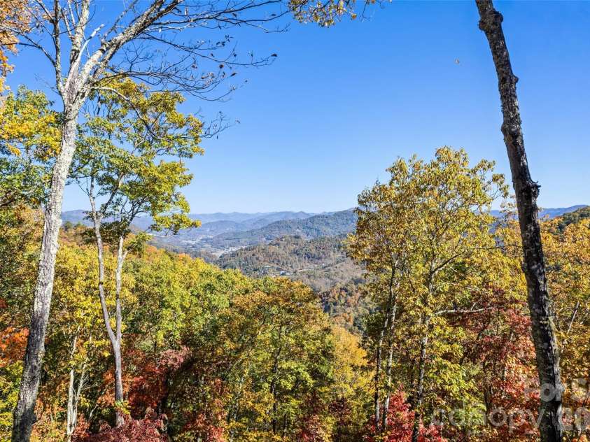 53 Kamama Trail, Maggie Valley, NC 28751.  MLS# CAR4396080, YatesRealty ID 45807. 