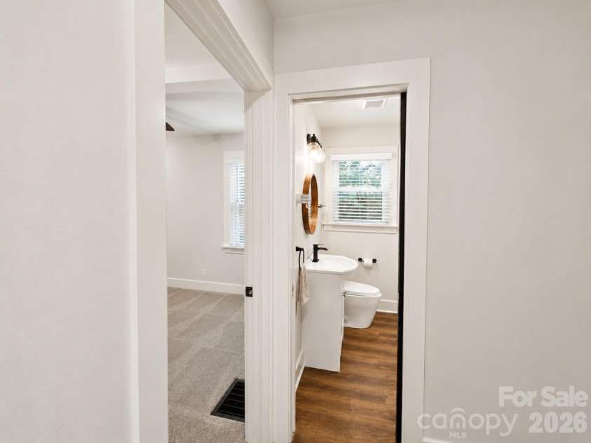 2104 St Mark Street, Charlotte, NC 28216.  MLS# CAR4416689, YatesRealty ID 45808. 