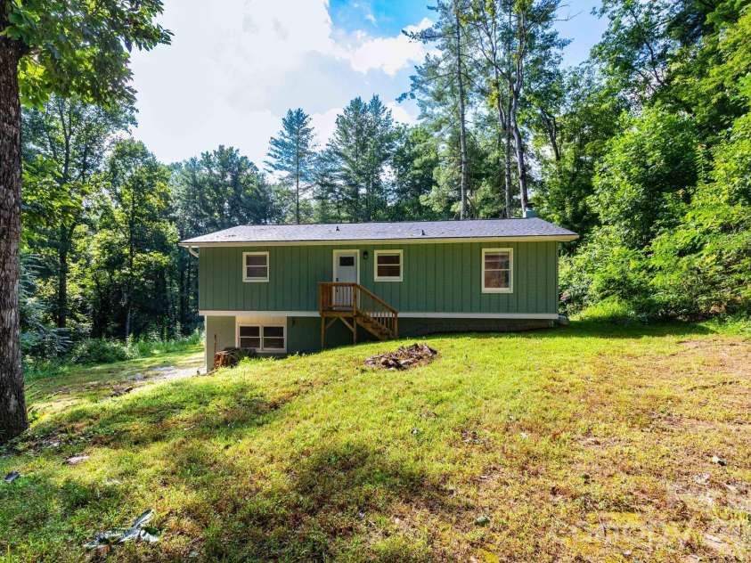 1009 Sharon Ridge Road, Fairview, NC 28730.  MLS# CAR4416738, YatesRealty ID 45809. Backside of home.