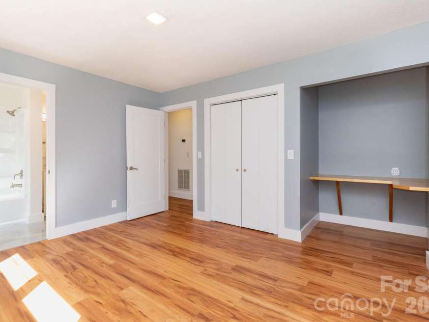 1009 Sharon Ridge Road, Fairview, NC 28730.  MLS# CAR4416738, YatesRealty ID 45809. Primary bedroom.