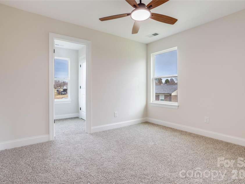 107 Tara Terrace, Kings Mountain, NC 28086.  MLS# CAR4309228, YatesRealty ID 4581. 