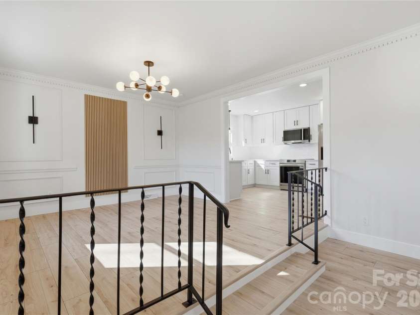 7301 Marlbrook Drive, Charlotte, NC 28212.  MLS# CAR4354813, YatesRealty ID 4581. 