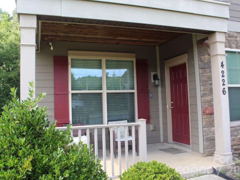 4226 Falls Lake Drive, Concord, NC 28025.  MLS# CAR4416946, YatesRealty ID 45810. 