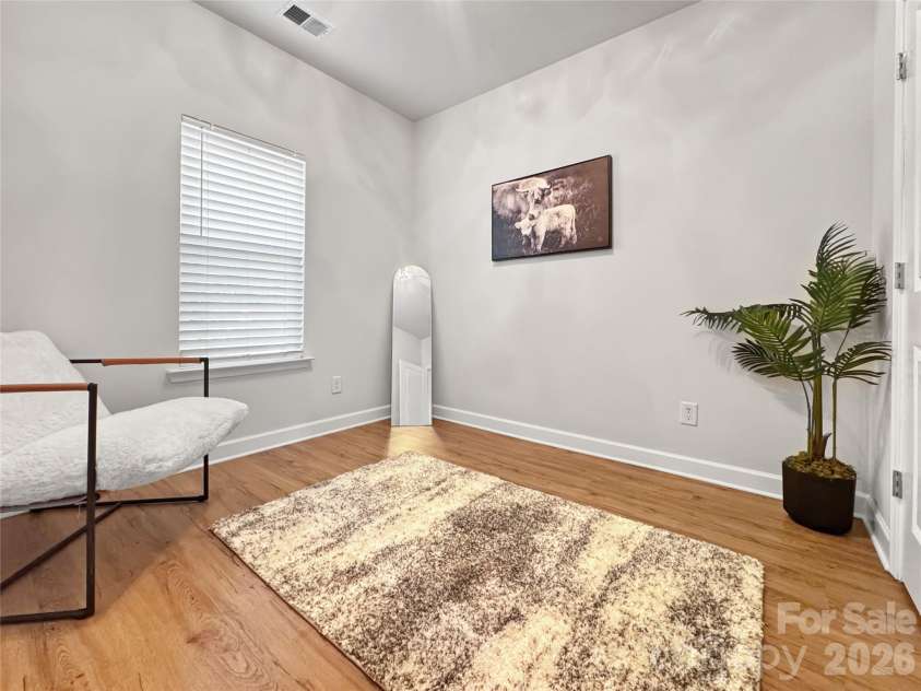 404 Skipwith Place, Charlotte, NC 28217.  MLS# CAR4416458, YatesRealty ID 45811. 