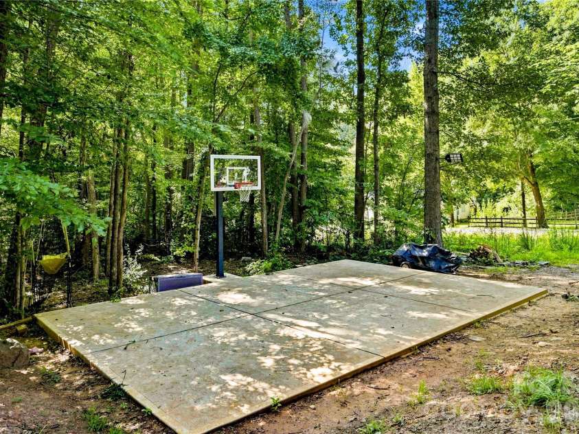 7471 Little Egypt Road, Stanley, NC 28164.  MLS# CAR4416496, YatesRealty ID 45812. 
