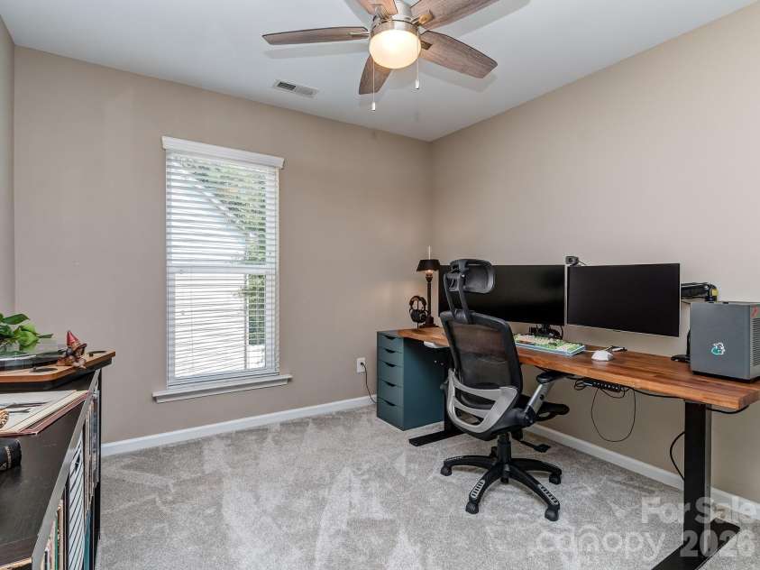 4128 Park South Station Boulevard, Charlotte, NC 28210.  MLS# CAR4416323, YatesRealty ID 45813. Bedroom 3