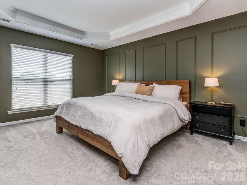 4128 Park South Station Boulevard, Charlotte, NC 28210.  MLS# CAR4416323, YatesRealty ID 45813. Primary Suite