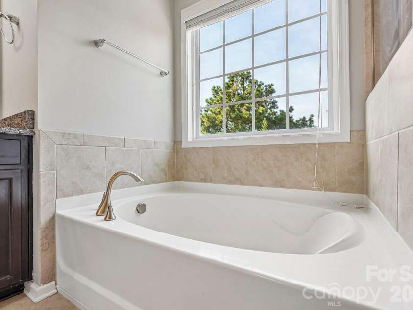 12908 Franklin Square Road, Charlotte, NC 28213.  MLS# CAR4416270, YatesRealty ID 45816. 