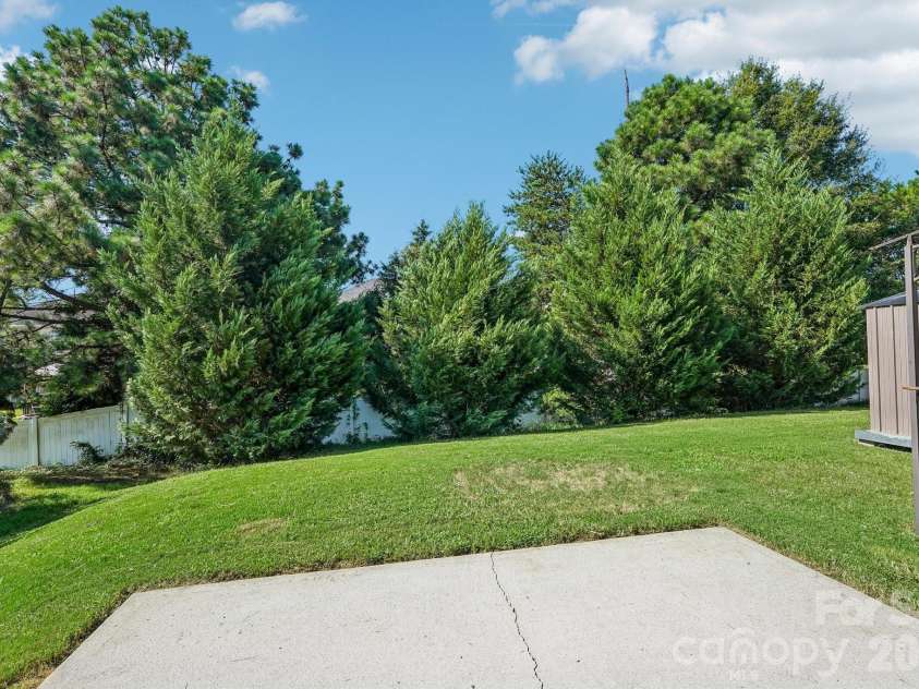 12908 Franklin Square Road, Charlotte, NC 28213.  MLS# CAR4416270, YatesRealty ID 45816. 