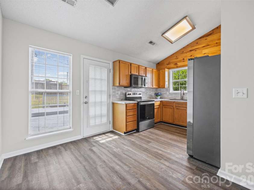 127 Lauren Drive, Indian Trail, NC 28079.  MLS# CAR4416291, YatesRealty ID 45817. 
