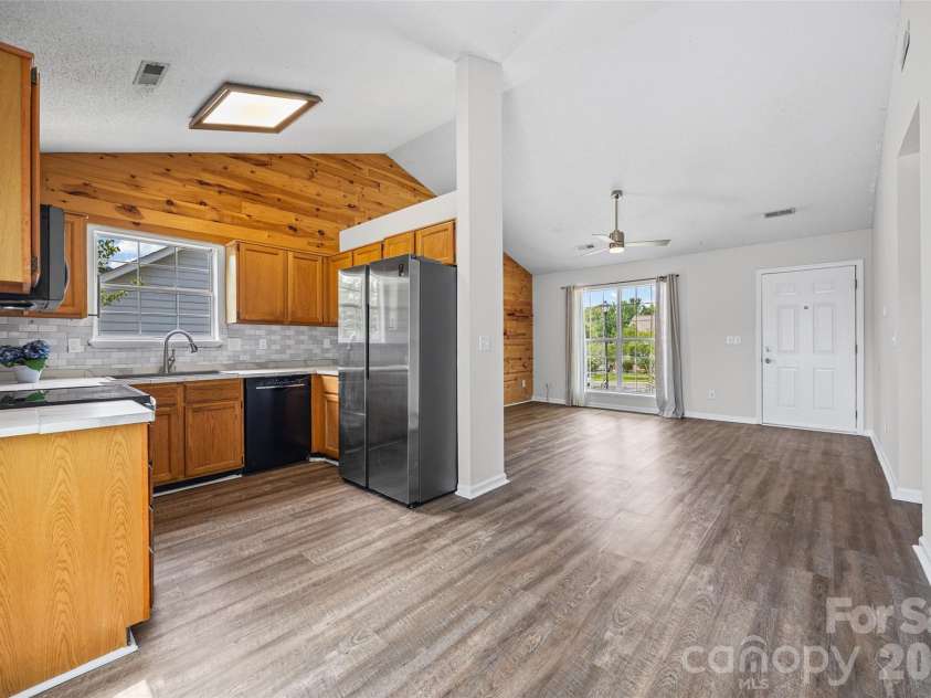 127 Lauren Drive, Indian Trail, NC 28079.  MLS# CAR4416291, YatesRealty ID 45817. 