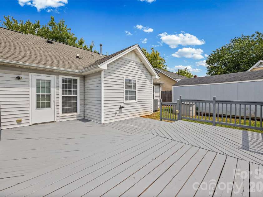 127 Lauren Drive, Indian Trail, NC 28079.  MLS# CAR4416291, YatesRealty ID 45817. 