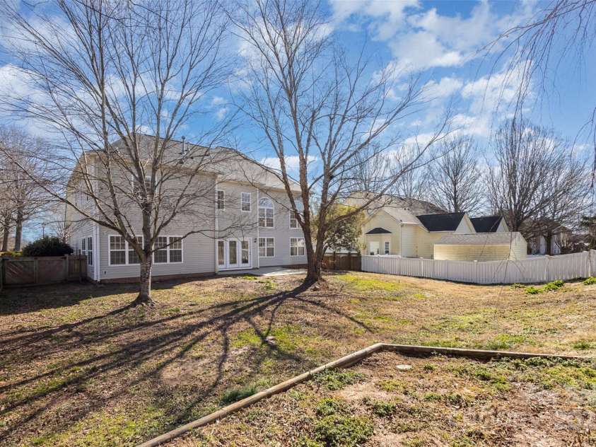 132 Elizabeth Hearth Road, Mooresville, NC 28115.  MLS# CAR4220499, YatesRealty ID 4582. 