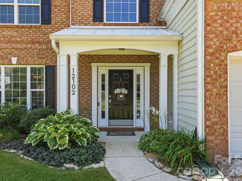 12102 Humboldt Drive, Charlotte, NC 28277.  MLS# CAR4416180, YatesRealty ID 45820. Entry to home