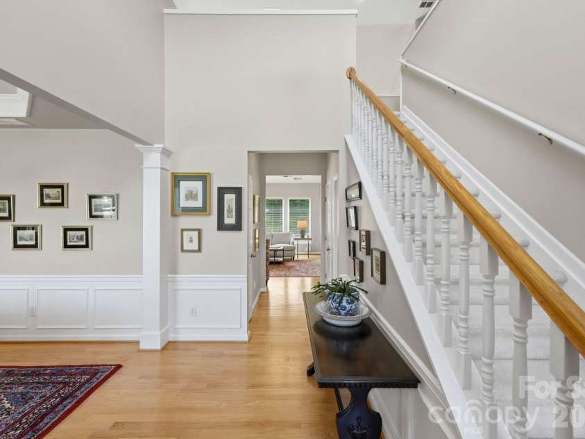 12102 Humboldt Drive, Charlotte, NC 28277.  MLS# CAR4416180, YatesRealty ID 45820. Foyer
