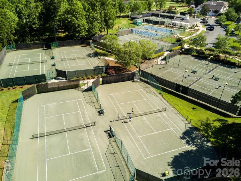 5216 Sunningdale Drive, Charlotte, NC 28277.  MLS# CAR4416178, YatesRealty ID 45821. 