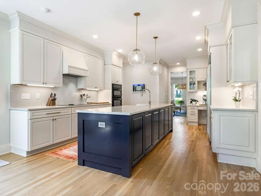 5216 Sunningdale Drive, Charlotte, NC 28277.  MLS# CAR4416178, YatesRealty ID 45821. 