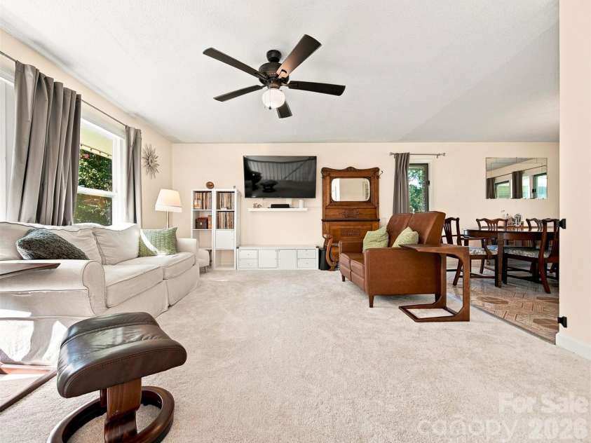 706 Springdale Road, Statesville, NC 28677.  MLS# CAR4416150, YatesRealty ID 45822. 