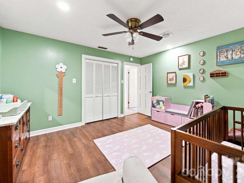 706 Springdale Road, Statesville, NC 28677.  MLS# CAR4416150, YatesRealty ID 45822. 