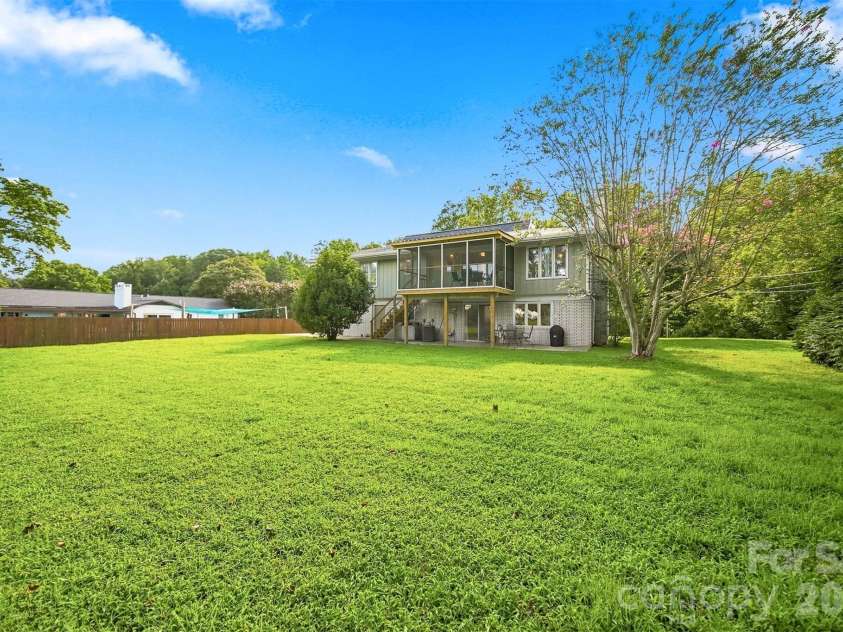 706 Springdale Road, Statesville, NC 28677.  MLS# CAR4416150, YatesRealty ID 45822. 