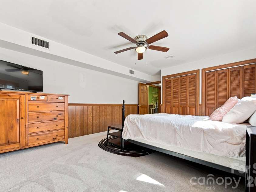 706 Springdale Road, Statesville, NC 28677.  MLS# CAR4427238, YatesRealty ID 45822. 