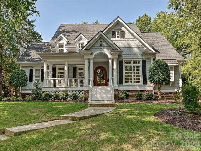 8902 Summer Club Road, Charlotte, NC 28277.  MLS# CAR4416159, YatesRealty ID 45824. 