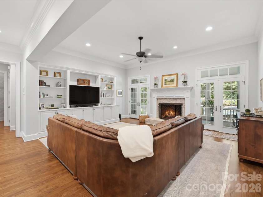 8902 Summer Club Road, Charlotte, NC 28277.  MLS# CAR4416159, YatesRealty ID 45824. 
