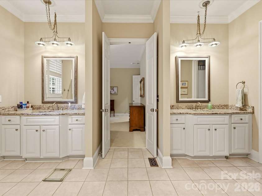 8902 Summer Club Road, Charlotte, NC 28277.  MLS# CAR4416159, YatesRealty ID 45824. 