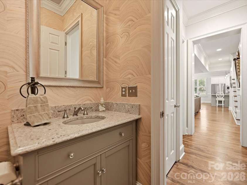 8902 Summer Club Road, Charlotte, NC 28277.  MLS# CAR4416159, YatesRealty ID 45824. 