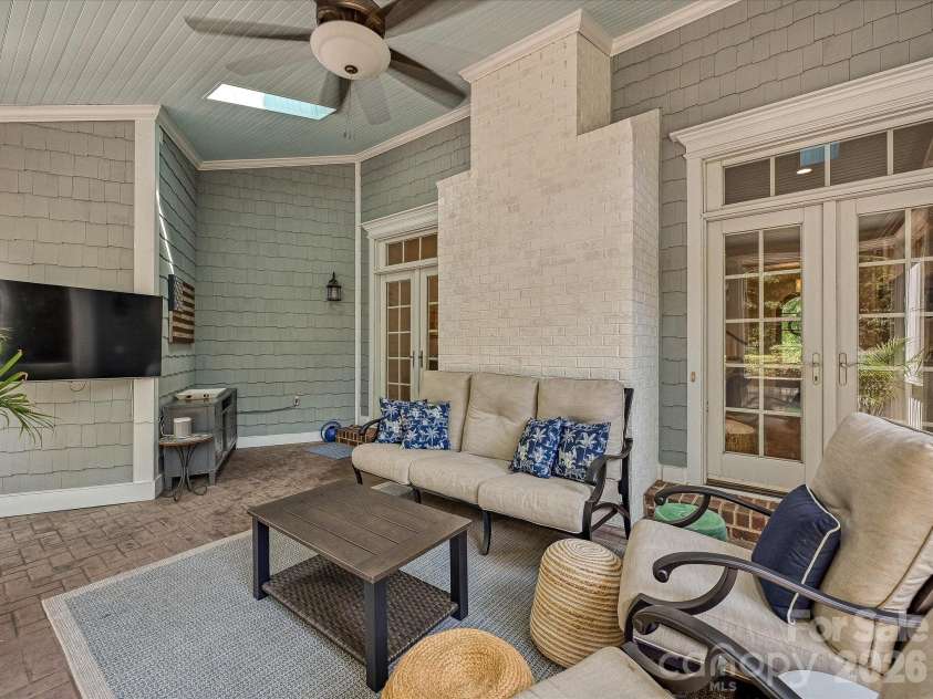 8902 Summer Club Road, Charlotte, NC 28277.  MLS# CAR4416159, YatesRealty ID 45824. 