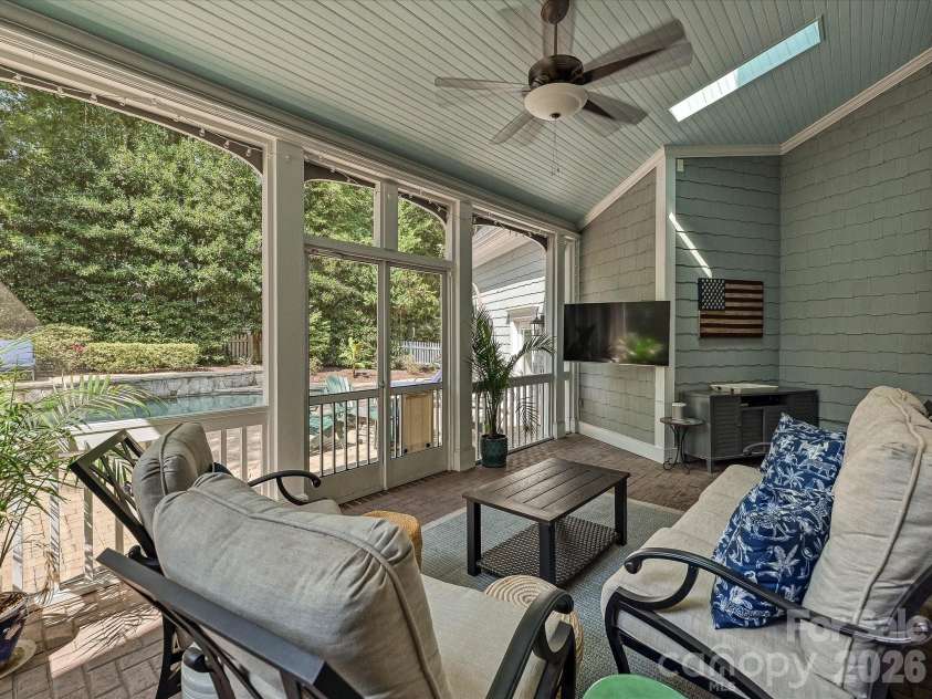 8902 Summer Club Road, Charlotte, NC 28277.  MLS# CAR4416159, YatesRealty ID 45824. 