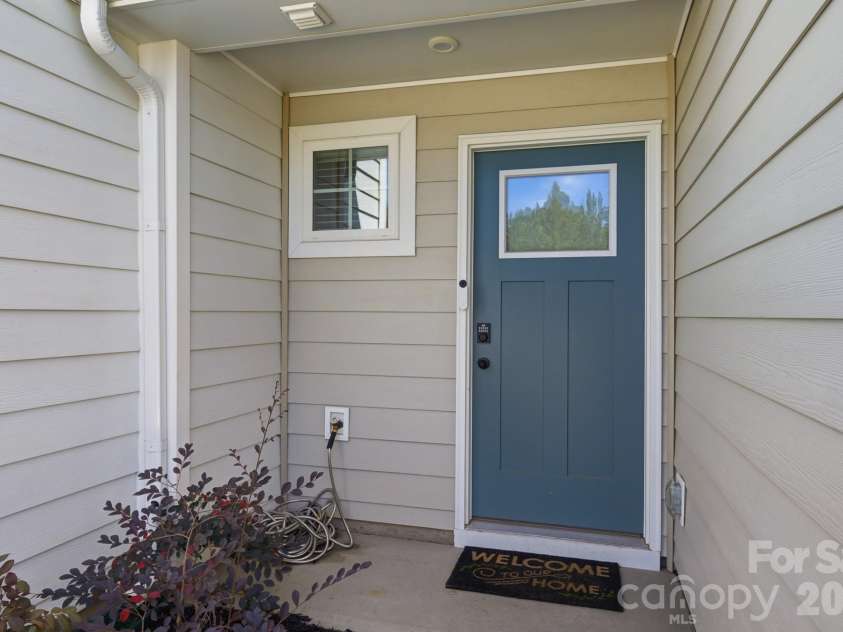 2037 Stephens Farm Drive, China Grove, NC 28023.  MLS# CAR4416091, YatesRealty ID 45826. Front Porch - Entry