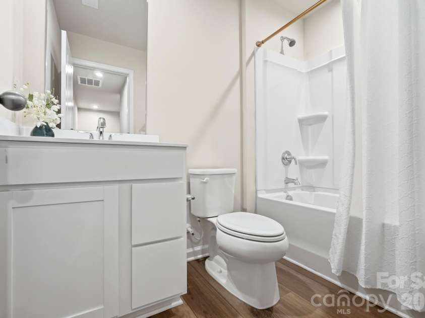 2037 Stephens Farm Drive, China Grove, NC 28023.  MLS# CAR4416091, YatesRealty ID 45826. Second Bathroom