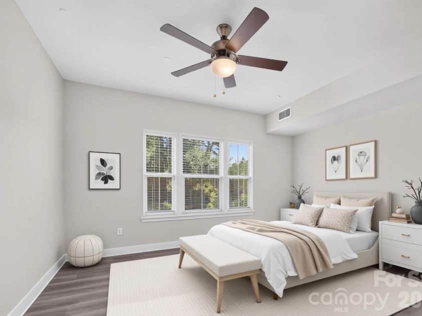 252 Parkwood Avenue, Charlotte, NC 28206.  MLS# CAR4416077, YatesRealty ID 45828. 