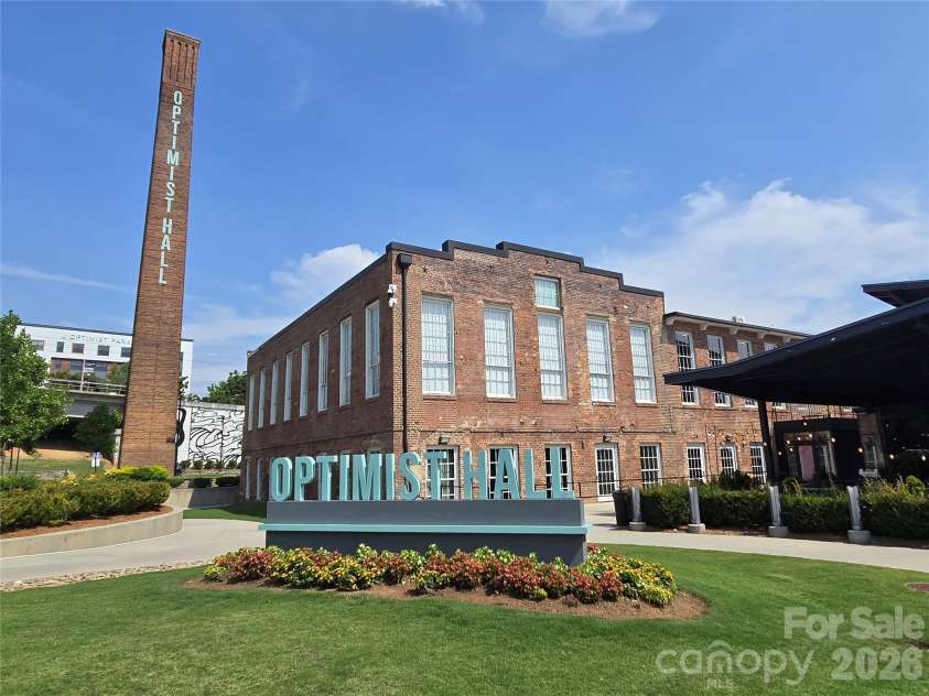 252 Parkwood Avenue, Charlotte, NC 28206.  MLS# CAR4416077, YatesRealty ID 45828. 