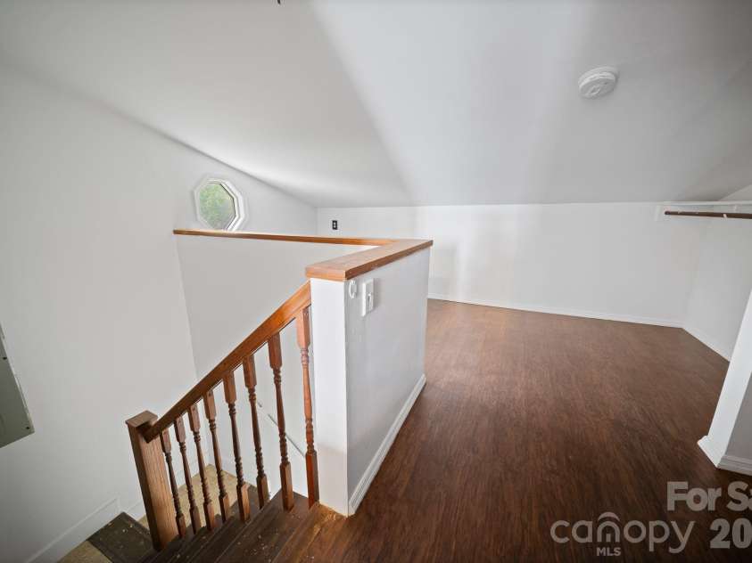 250 Justice Ridge Road, Candler, NC 28715.  MLS# CAR4416106, YatesRealty ID 45829. 