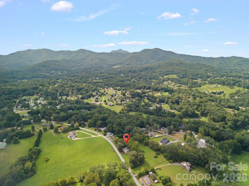 250 Justice Ridge Road, Candler, NC 28715.  MLS# CAR4416106, YatesRealty ID 45829. 
