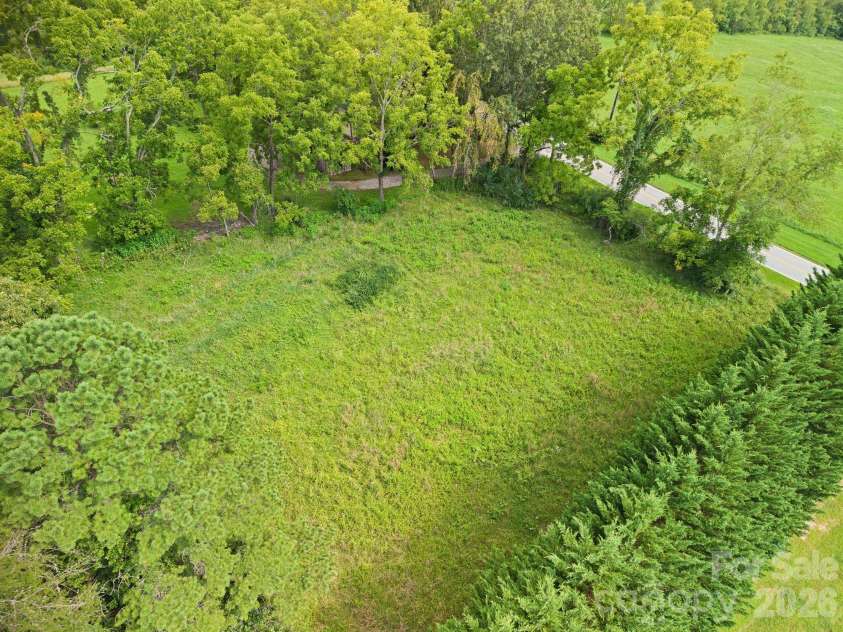 250 Justice Ridge Road, Candler, NC 28715.  MLS# CAR4416106, YatesRealty ID 45829. 