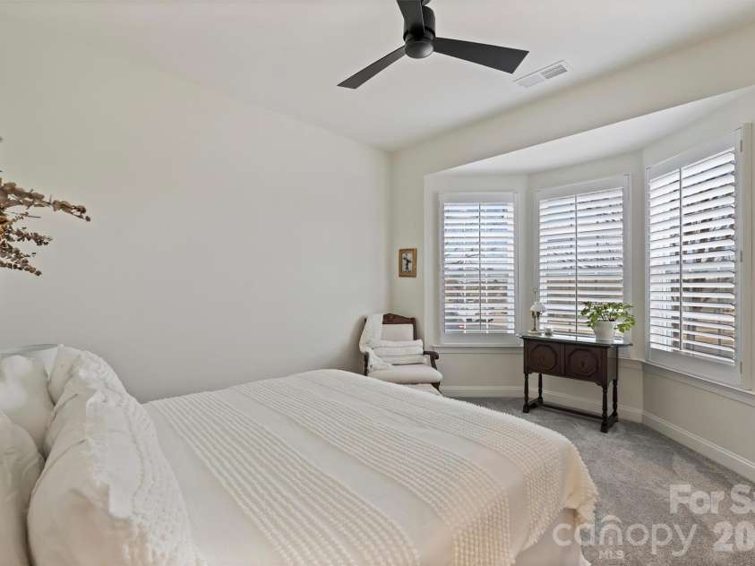 15413 Topanga Drive, Charlotte, NC 28278.  MLS# CAR4346591, YatesRealty ID 4583. 