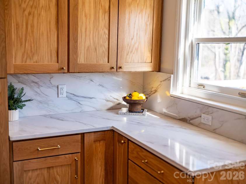 55 Cisco Road, Asheville, NC 28805.  MLS# CAR4416071, YatesRealty ID 45831. 