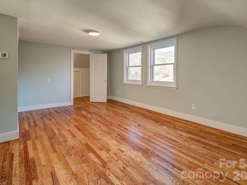 55 Cisco Road, Asheville, NC 28805.  MLS# CAR4416071, YatesRealty ID 45831. 