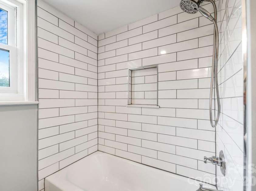 55 Cisco Road, Asheville, NC 28805.  MLS# CAR4416071, YatesRealty ID 45831. 