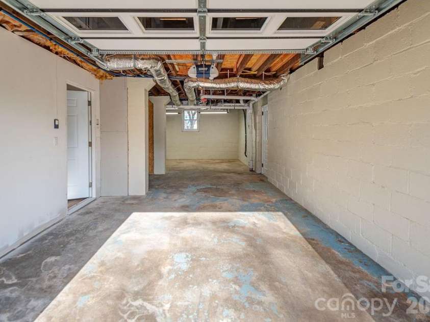 55 Cisco Road, Asheville, NC 28805.  MLS# CAR4416071, YatesRealty ID 45831. 