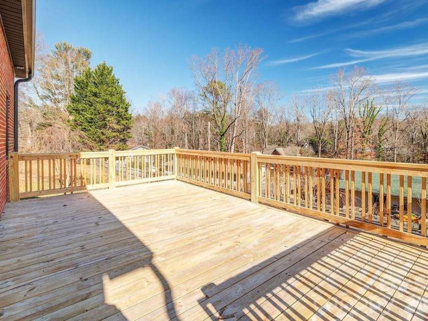 55 Cisco Road, Asheville, NC 28805.  MLS# CAR4416071, YatesRealty ID 45831. 
