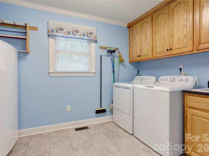 12760 Bethel School Road, Midland, NC 28107.  MLS# CAR4415874, YatesRealty ID 45833. 