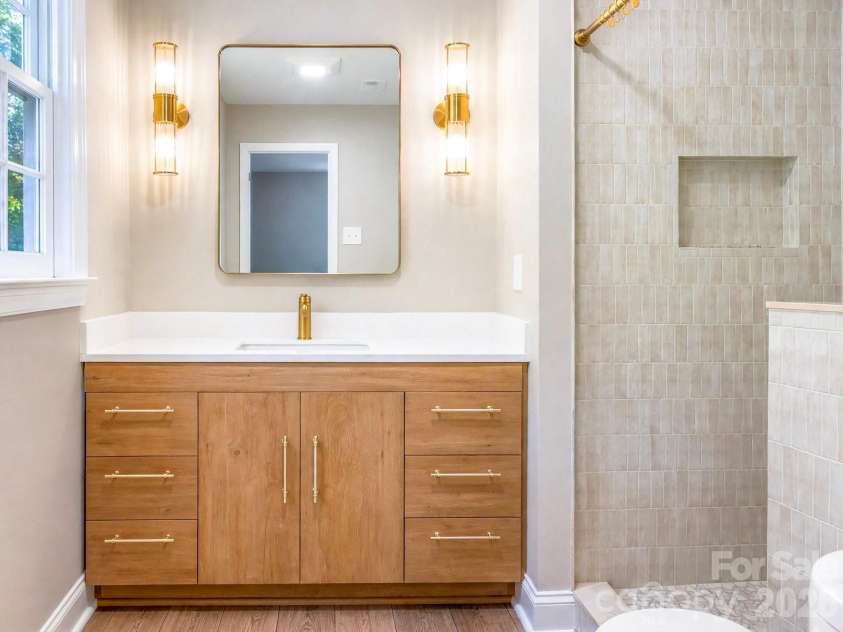 7823 Elwood Drive, Charlotte, NC 28227.  MLS# CAR4415830, YatesRealty ID 45834. 