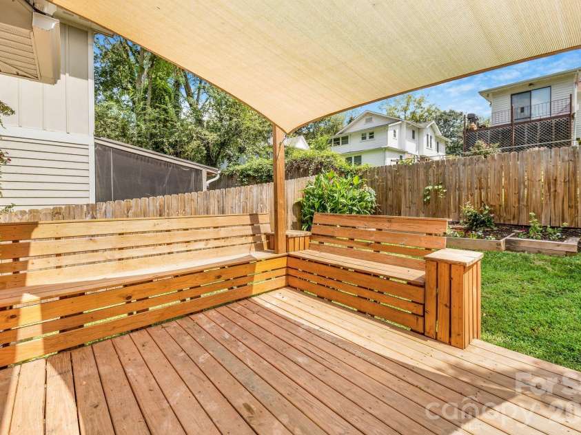 92 Martin Avenue, Asheville, NC 28806.  MLS# CAR4415858, YatesRealty ID 45835. Built in benches
