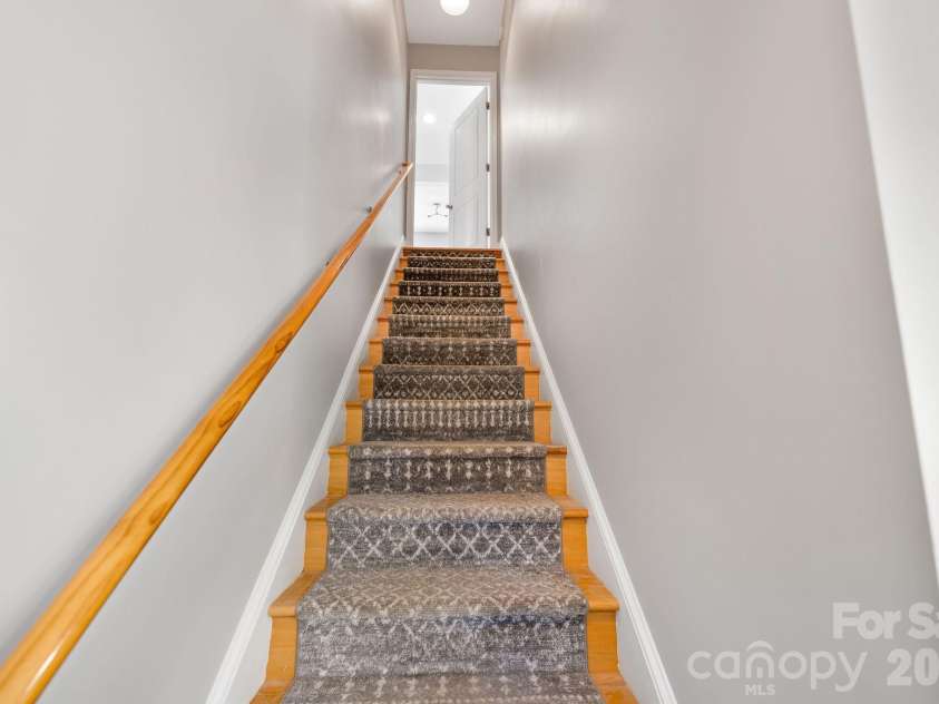 92 Martin Avenue, Asheville, NC 28806.  MLS# CAR4415858, YatesRealty ID 45835. Primary upstairs