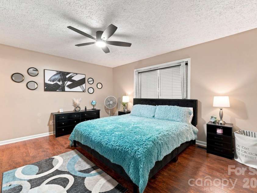 132 Kendra Drive, Mooresville, NC 28117.  MLS# CAR4415525, YatesRealty ID 45839. 